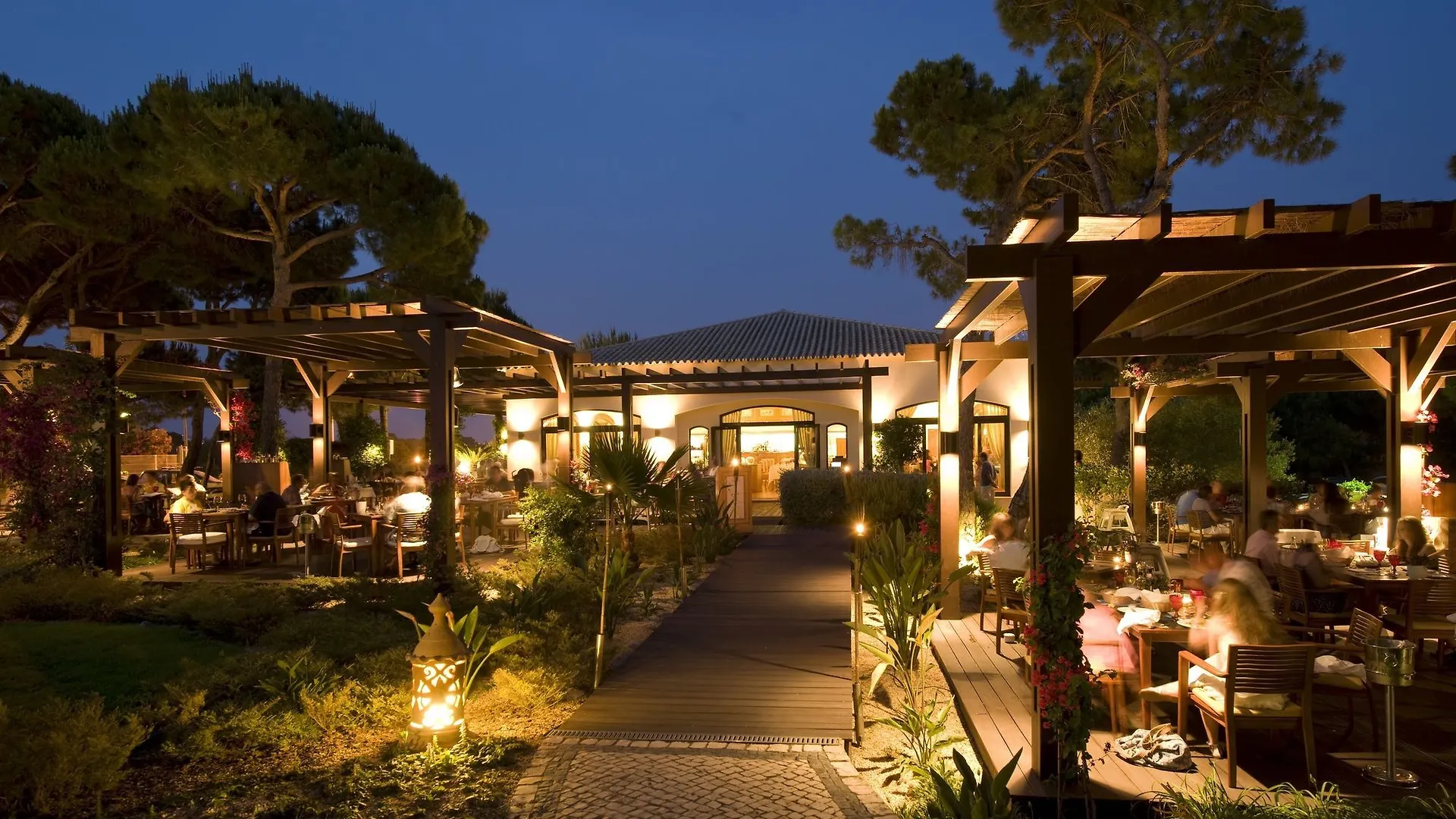 Pine Cliffs Gardens Otel Albufeira 5*,  Portekiz